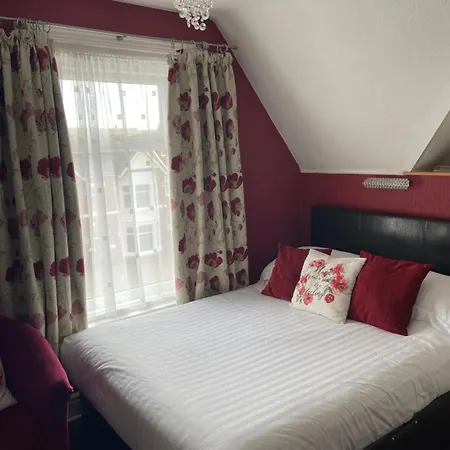The Beechcliffe Hotel - Over 35'S Only-3